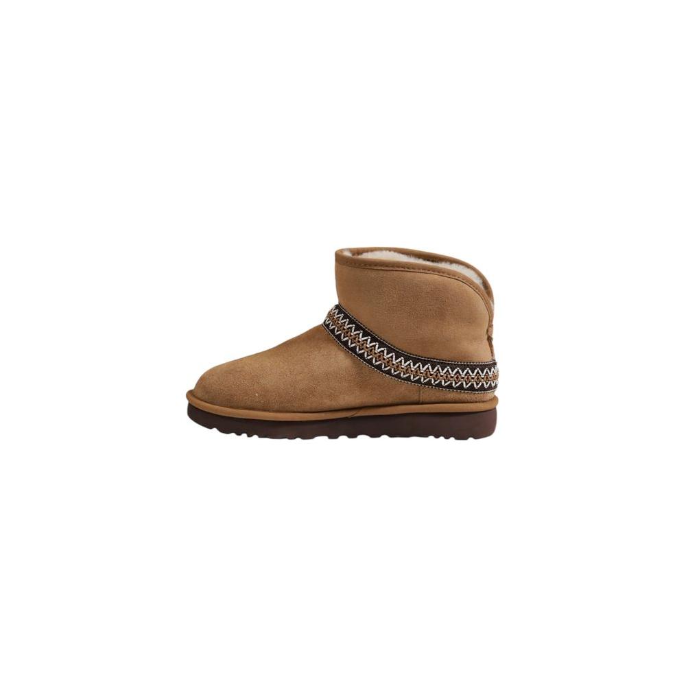 UGG Beige Suede Boot UGG