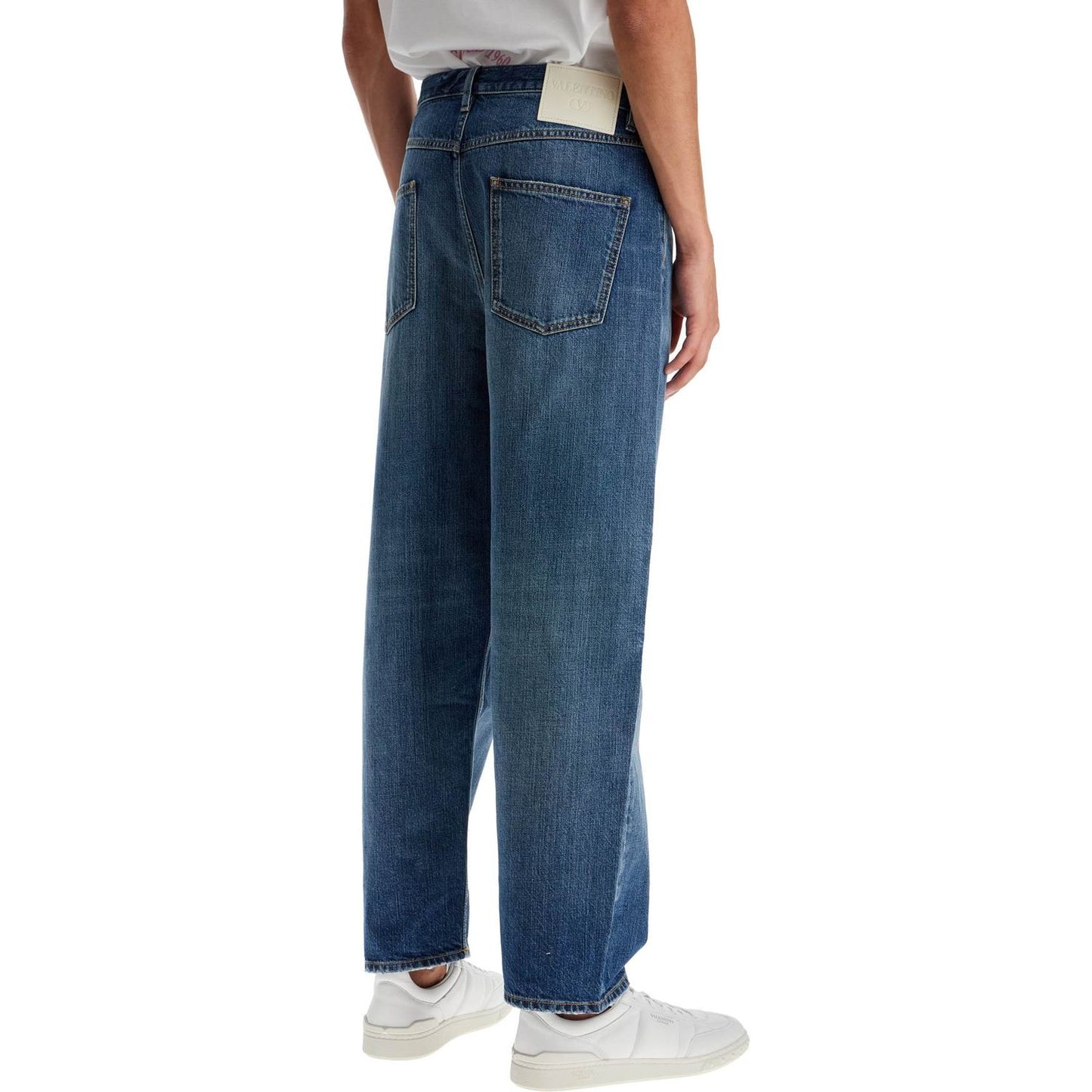 Valentino Garavani wide-legged cropped jeans with a relaxed Jeans Valentino Garavani